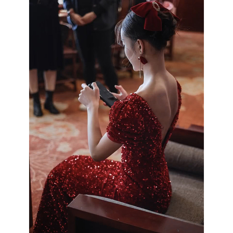 ชุดราตรี ชุดราตรีสวยหรู แบบ ทันสมัย Evening dress