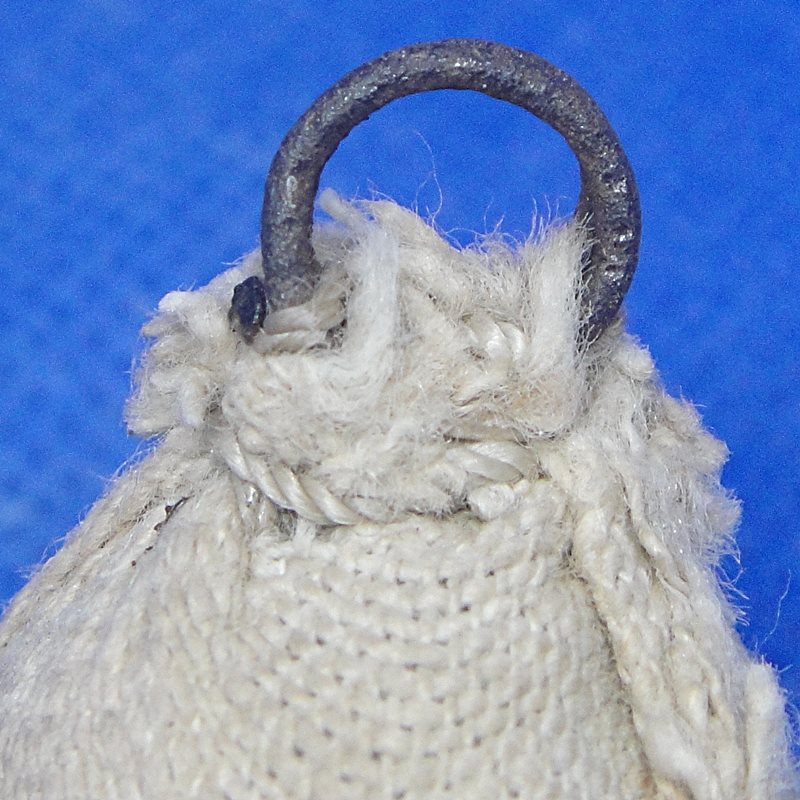 ลูกอมหลวงพ่อร้าย วัดเขายี่สาร จ.สมุทรสงคราม