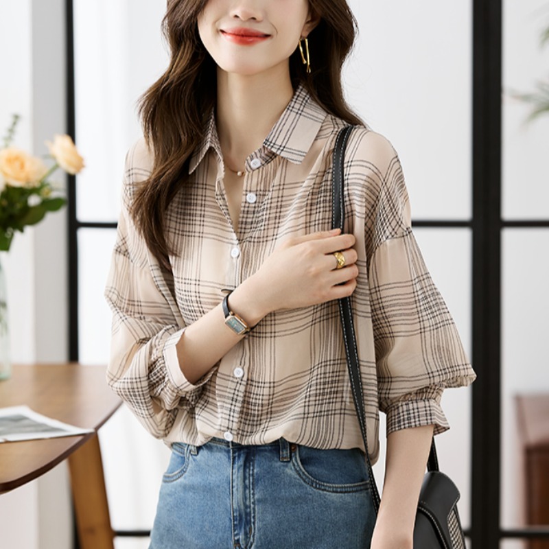 เสื้อเชิ้ตผู้หญิงแขนยาว เสื้อเชิ้ตผู้หญิงใส่ทํางาน 390 บาทต่อชิ้น ฟรีค่าจัดส่ง
