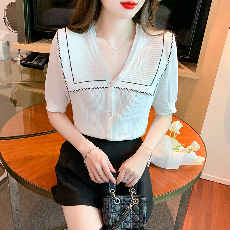 เสื้อผ้าวัยรุ่นเกาหลี เสื้อยืดวัยรุ่นผู้หญิง มีขนาด S M L XL