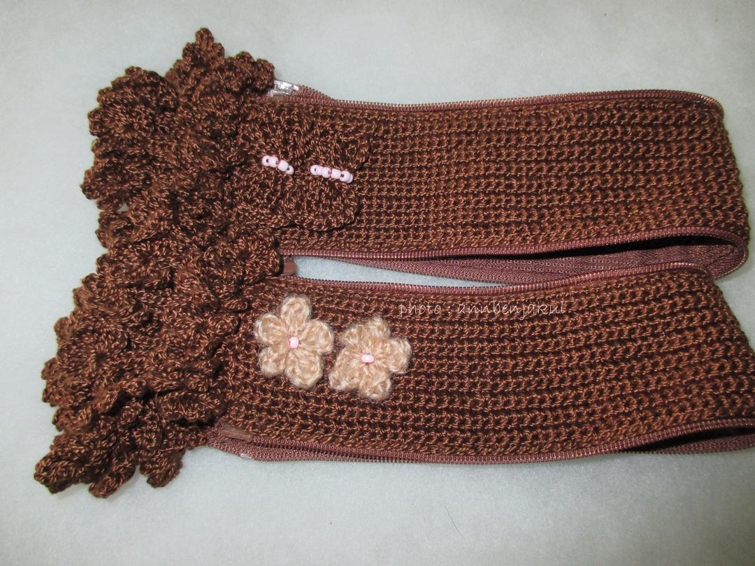 ที่หุ้มหูกระเป๋า ด้าย DMC สีน้ำตาลเข้ม 898