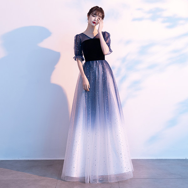 ชุดราตรี ชุดราตรีสวยหรู แบบ ทันสมัย Evening dress