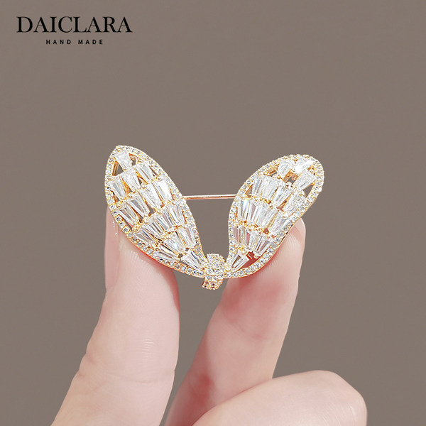 เข็มกลัด เข็มกลัดสวยๆ เข็มกลัดติดเสื้อ Brooch