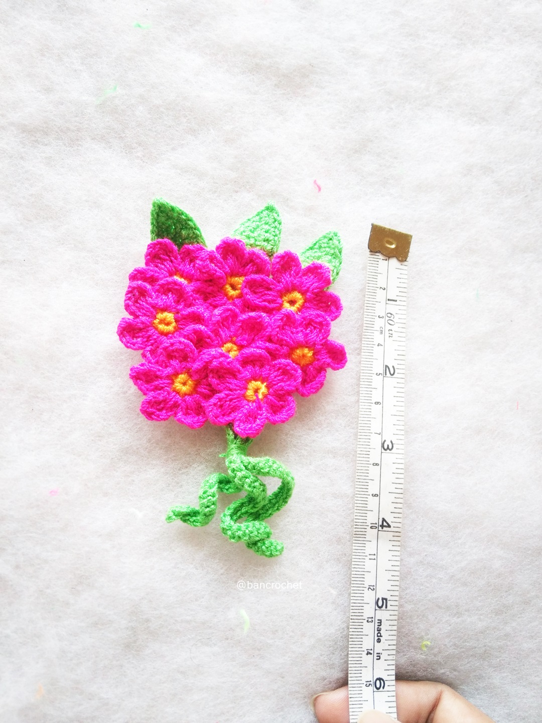 ช่อดอกไม้จิ๋วถักโครเชต์ Mini flower bouquet crochet สีบานเย็น 5 นิ้ว