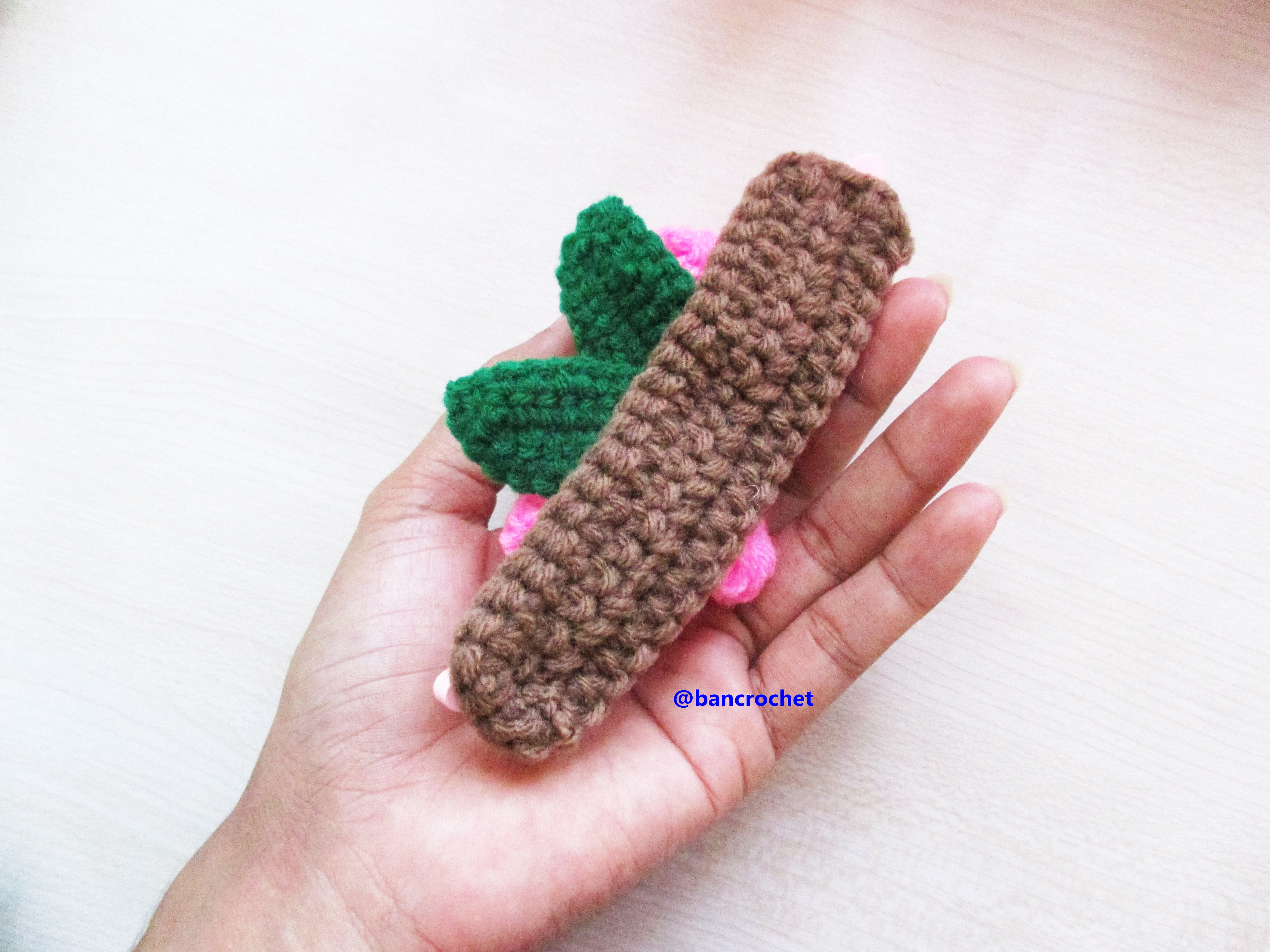 Bancrochet ที่คล้องสายหน้ากากอนามัย หรือหน้ากากผ้าถักโครเชต์ ไม่เจ็บหลังหู mask mates crochet หลากสี 3.5 นิ้ว