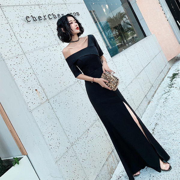 ชุดราตรี ชุดราตรีสวยหรู แบบ ทันสมัย Evening dress