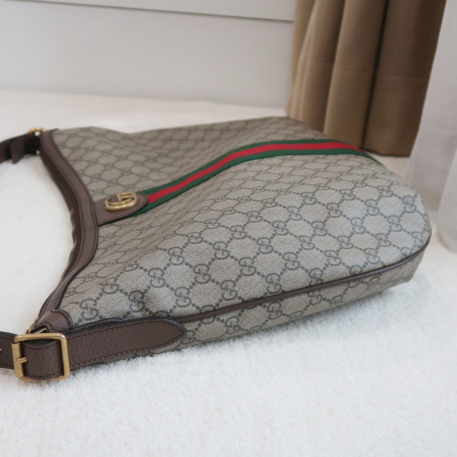 Gucci GG Ophidia Medium Zip Messenger Bag