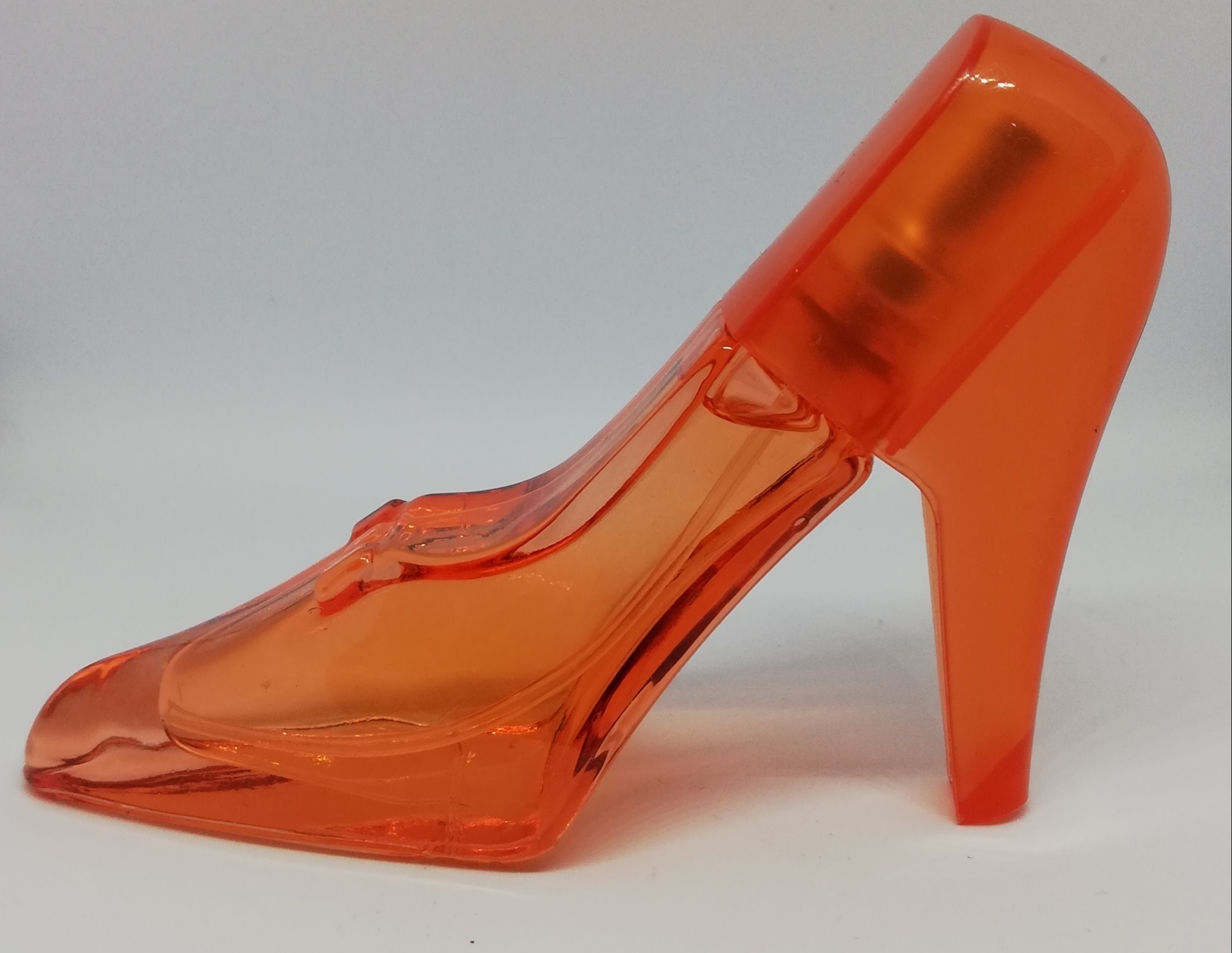 น้ำหอมสเปรย์ในขวดทรงรองเท้าแก้ว ขนาด 20 มล,