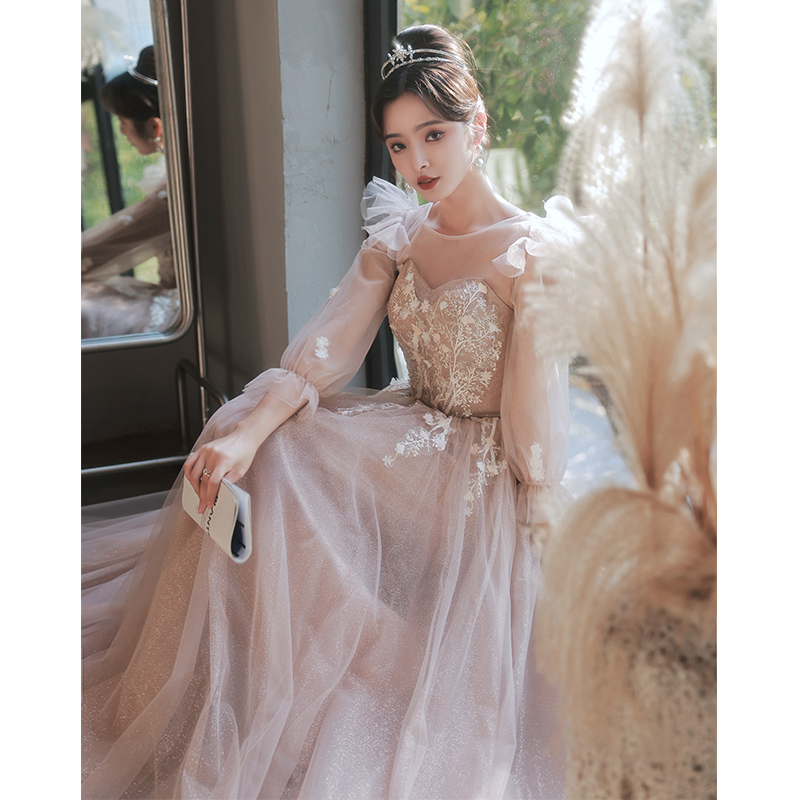 ชุดราตรี ชุดราตรีสวยหรู แบบ ทันสมัย Evening dress