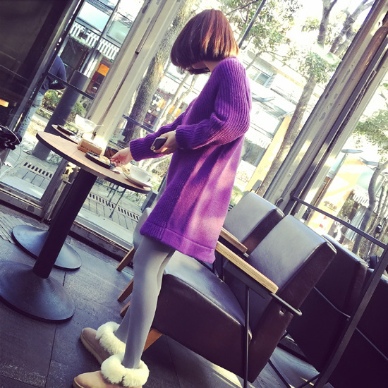 Sweater เสื้อไหมพรมถักตัวยาว สีม่วง ใส่ตัวเดี๋ยวได้เลยเก๋ๆ ยืดได้เยอะ ม่วง