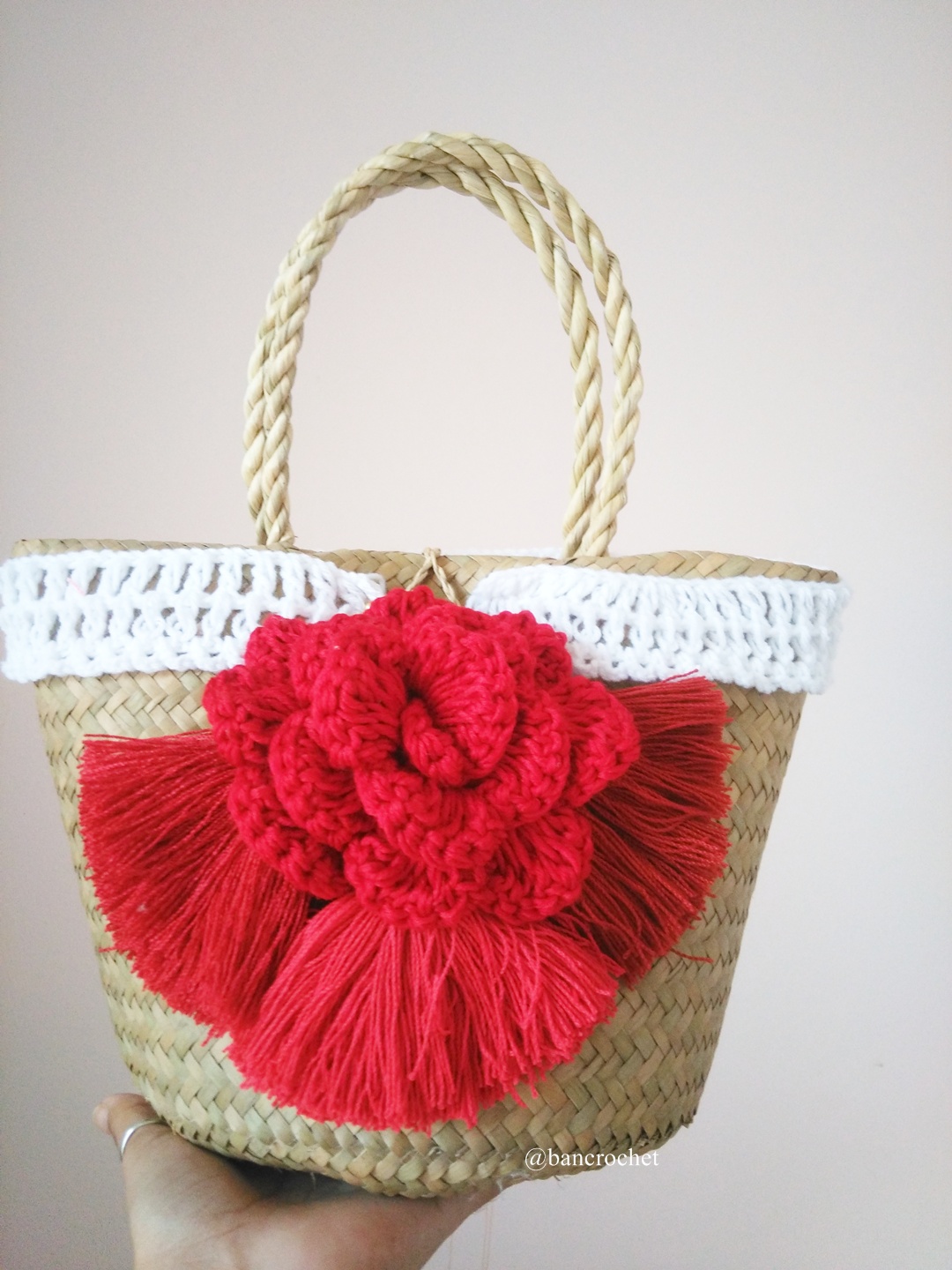 กระเป๋าสานกระจูดประดับดอกไม้ grajood basket weave bags ธรรมชาติ 7*10*7*12 นิ้ว