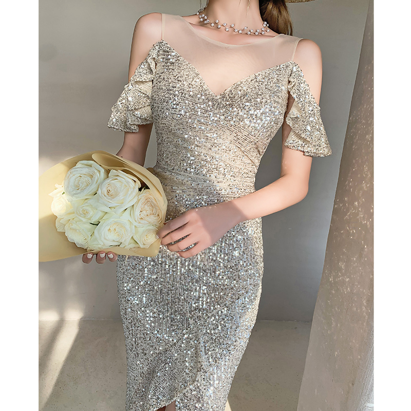 ชุดราตรี ชุดราตรีสวยหรู แบบ ทันสมัย Evening dress