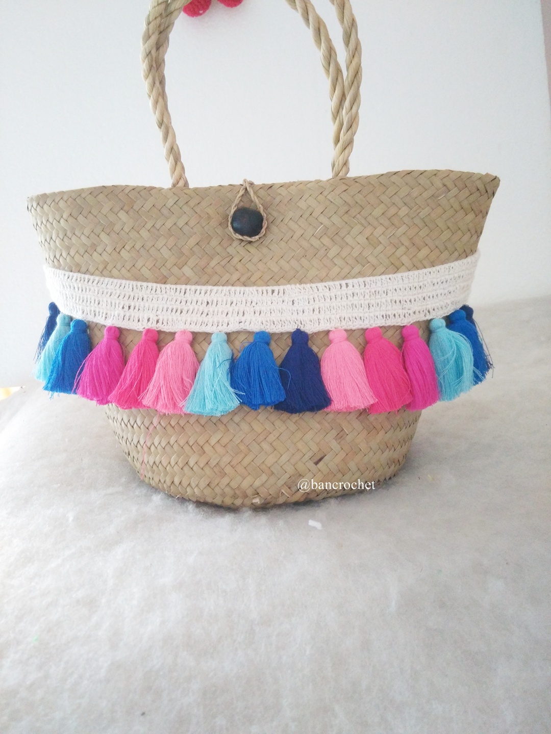 กระเป๋าสานกระจูดประดับดอกไม้ grajood basket weave bags ธรรมชาติ 7*10*7*12 นิ้ว