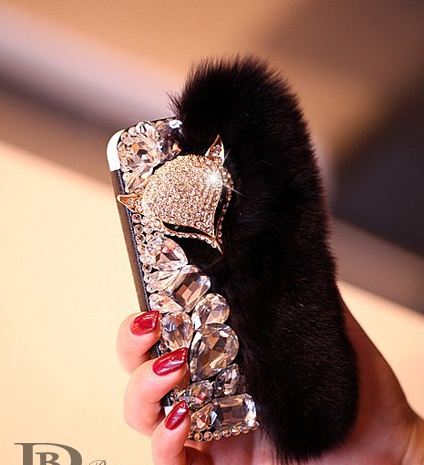เคสขนเฟอร์ เคส iphone 5 แบบเปิดปิด ตกแต่ง ขนกระต่าย ฟูนุ่ม สีดำ ครึ่งนึง ตกแต่งคริสตัล หลากสี และ ประดับ คริสตัล หน้าสุนัขจิ้งจอก no 9692431_1