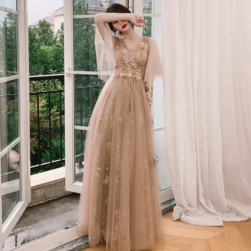 ชุดราตรี ชุดราตรีสวยหรู แบบ ทันสมัย Evening dress