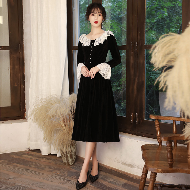 ชุดราตรี ชุดราตรีสวยหรู แบบ ทันสมัย Evening dress