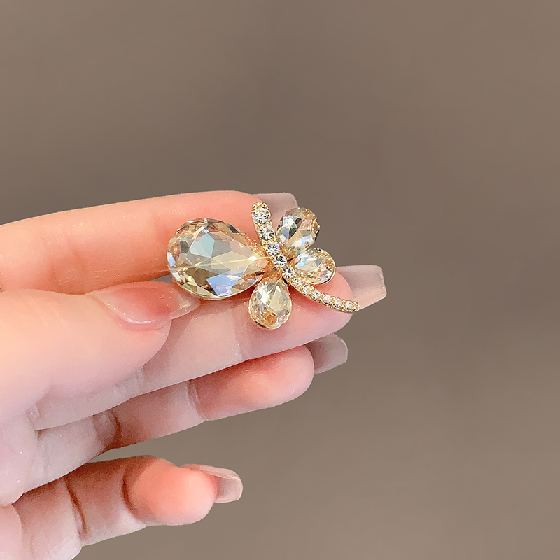เข็มกลัด เข็มกลัดสวยๆ เข็มกลัดติดเสื้อ Brooch
