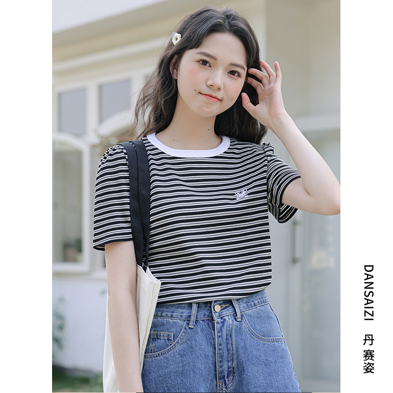 เสื้อผ้าวัยรุ่นเกาหลี เสื้อยืดวัยรุ่นผู้หญิง มีขนาด S M L XL