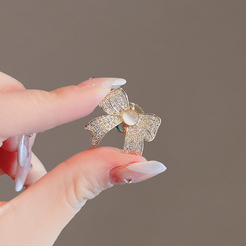 เข็มกลัด เข็มกลัดสวยๆ เข็มกลัดติดเสื้อ Brooch