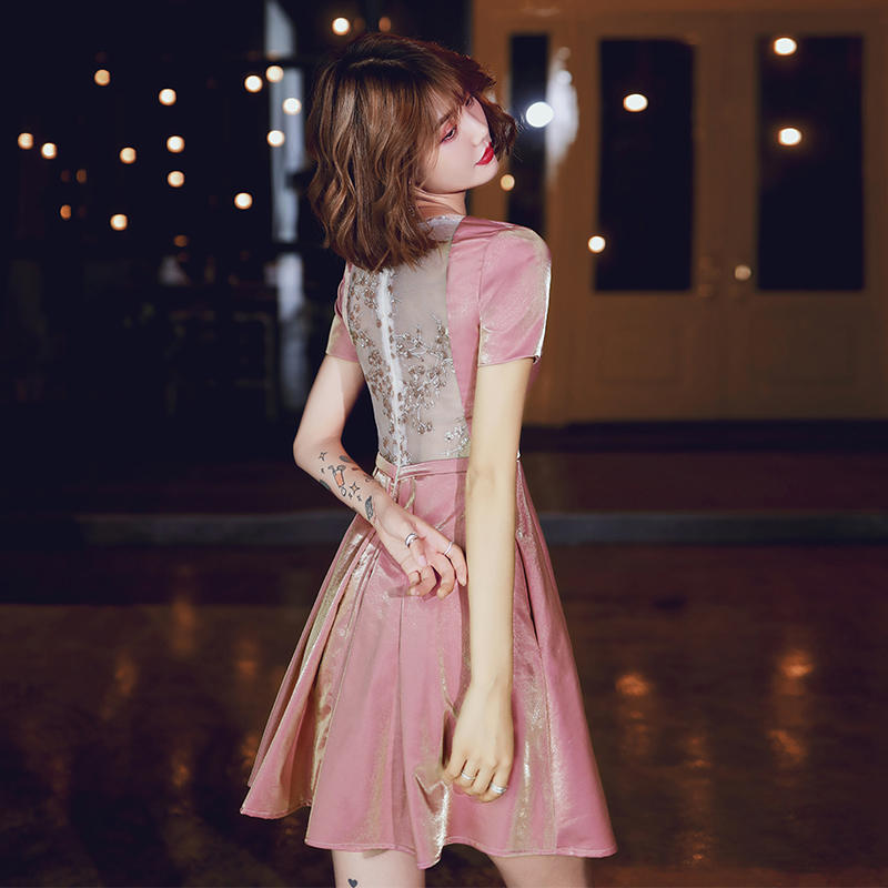 ชุดราตรี ชุดออกงาน ดีไซน์หรู Designer Dresses