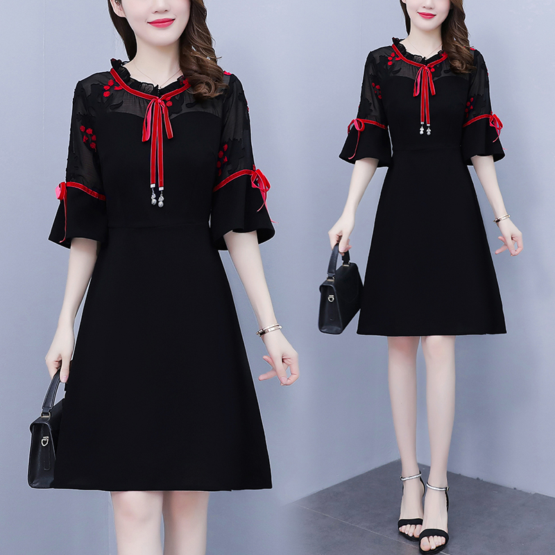 เดรสแขนสั้น มีไซส์ L-4XLอก 38-47 นิ้ว ใส่ได้ทั้งสาวหุ่นดีน่ารักจนถึงสาวอวบพลัสไซส์