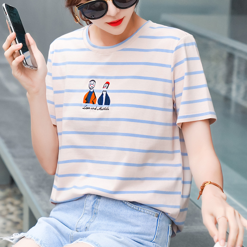 เสื้อยืดวัยรุ่น เสื้อยืดผู้หญิง