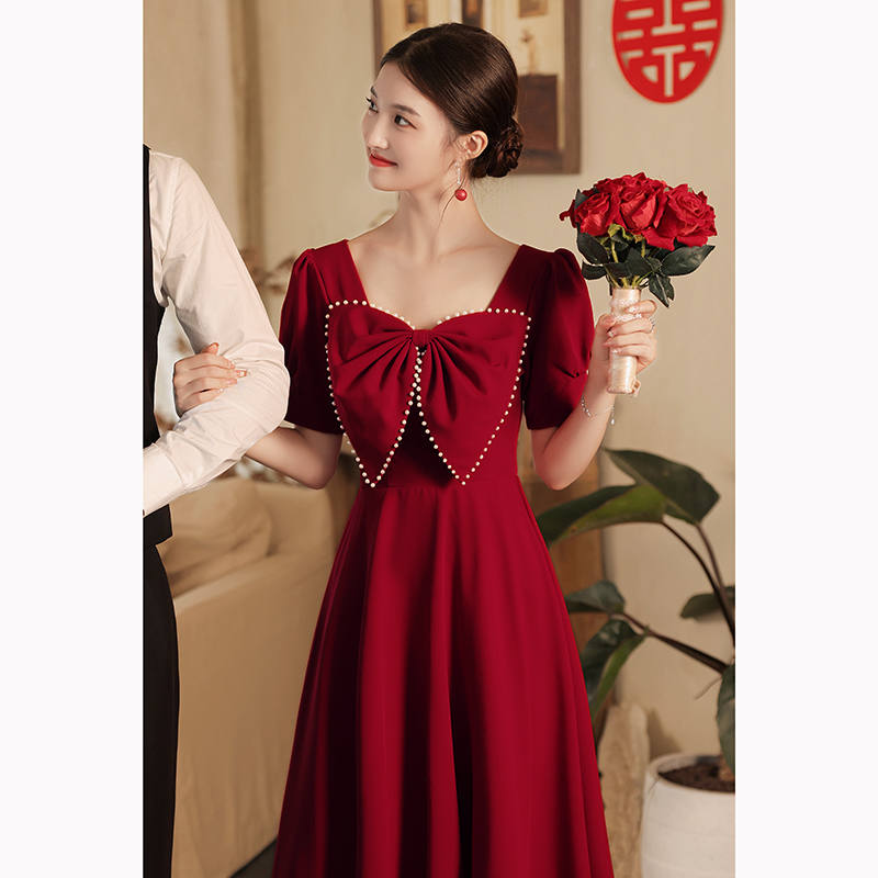 ชุดราตรี ชุดราตรีสวยหรู แบบ ทันสมัย Evening dress