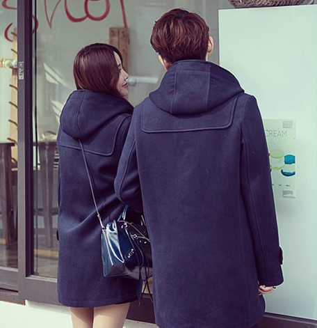 เสื้อโค้ทกันหนาว คู่รัก สีกรมท่า ราคาเป็นคู่แล้วค่ะ ผ้าสำลีเนื้อนุ่มไม่หนา บุซับในกันลมค่า พร้อมส่ง จำนวนจำกัดน้าา ไม่ขายแยกค่ะ สีกรมท่า