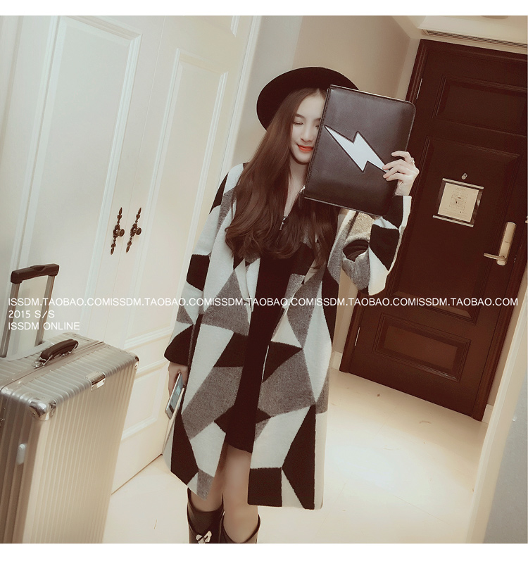 เสื้อโค้ทกันหนาว ทอลาย ดีไซน์เก๋ มีสไตล์ งานดี ขนสังเคราะห์ เนื้อนุ่มละเอียด ไม่บาง บุซับในกันลม พร้อมส่งค่า same pic