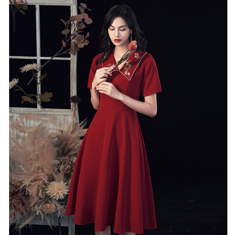 ชุดราตรี ชุดราตรีสวยหรู แบบ ทันสมัย Evening dress