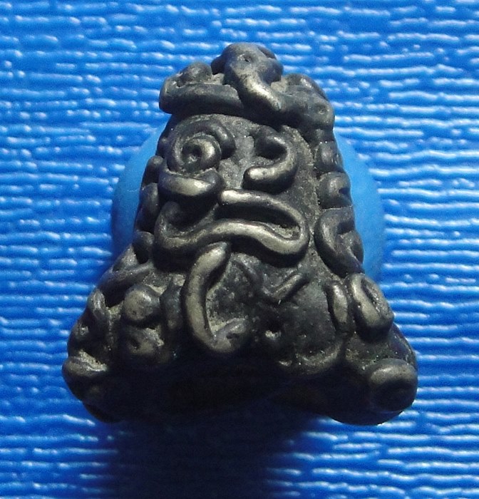 พระปิดตายันต์น่อง