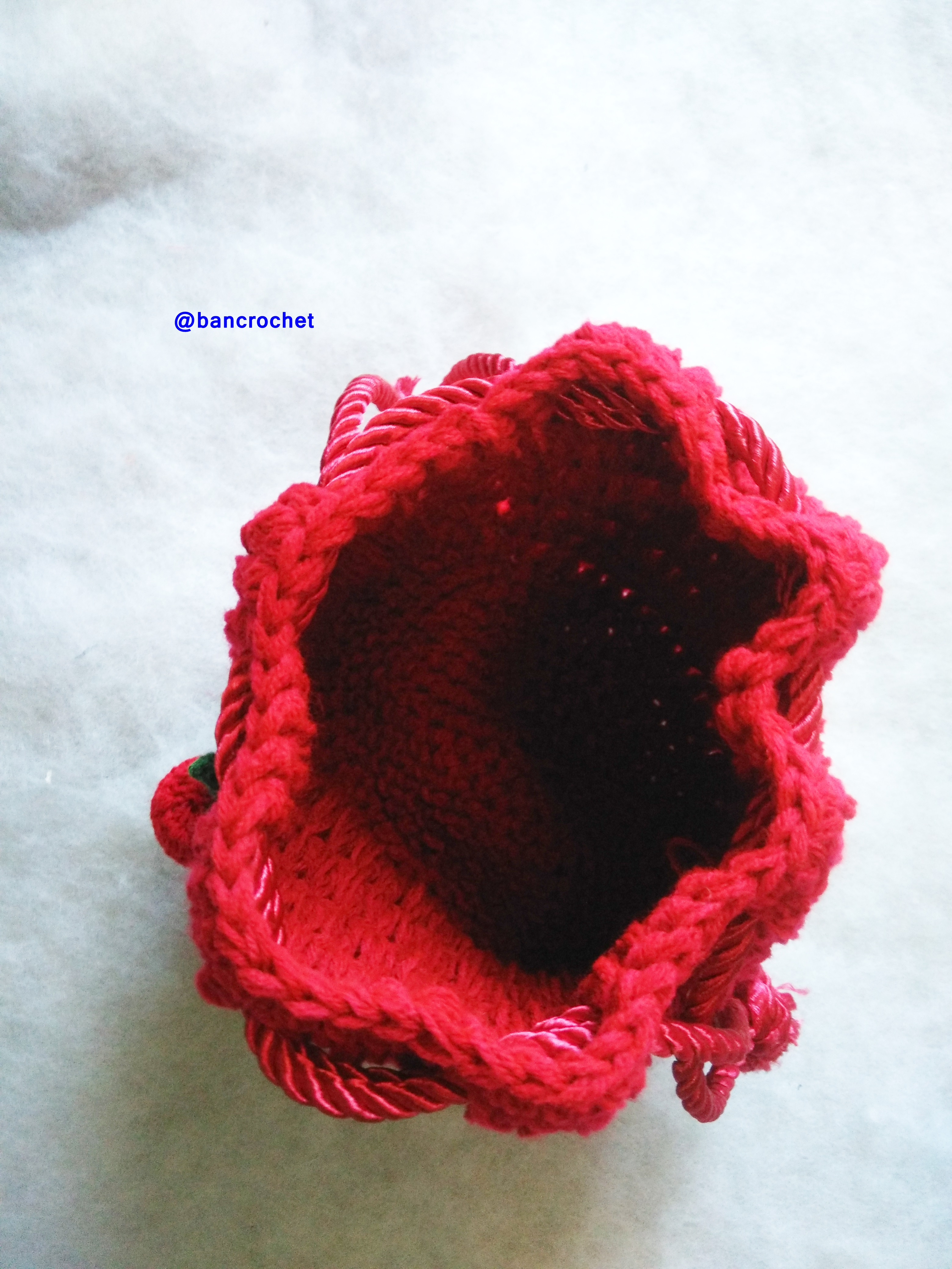 Bancrochet กระเป่าหูรูดถักโครเชต์ crochet bucket bags แดง 5.5x4 นิ้ว