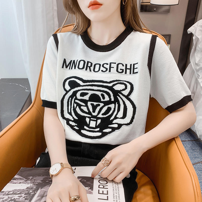 เสื้อยืดวัยรุ่นน่ารักๆ เสื้อวัยรุ่นแขนสั้น เสื้อผ้าวัยรุ่นเกาหลี แบรนด์ Wiyike