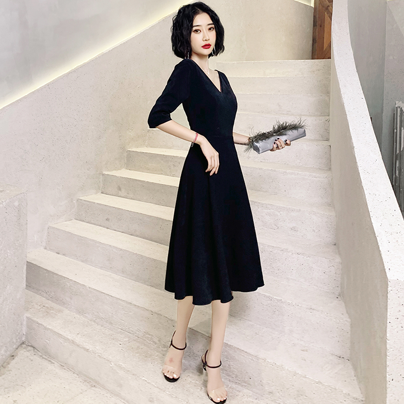 ชุดราตรี ชุดราตรีสวยหรู แบบ ทันสมัย Evening dress