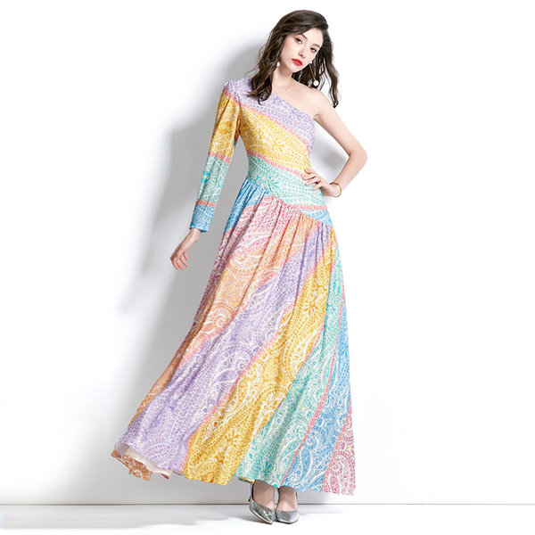 ชุดเดรสยาวสวยๆ ชุดเดรสยาวใส่สบาย ใส่ทำงาน