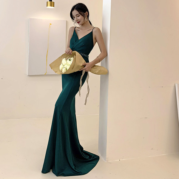 ชุดราตรี ชุดราตรีสวยหรู แบบ ทันสมัย Evening dress