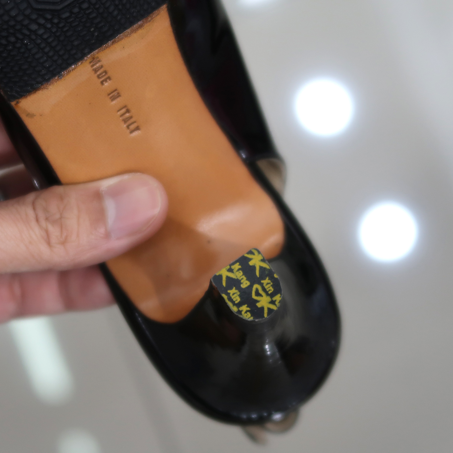 Salvatore Ferragamo Black Patent Leather Bow Sling Back Pumps Size 6.5