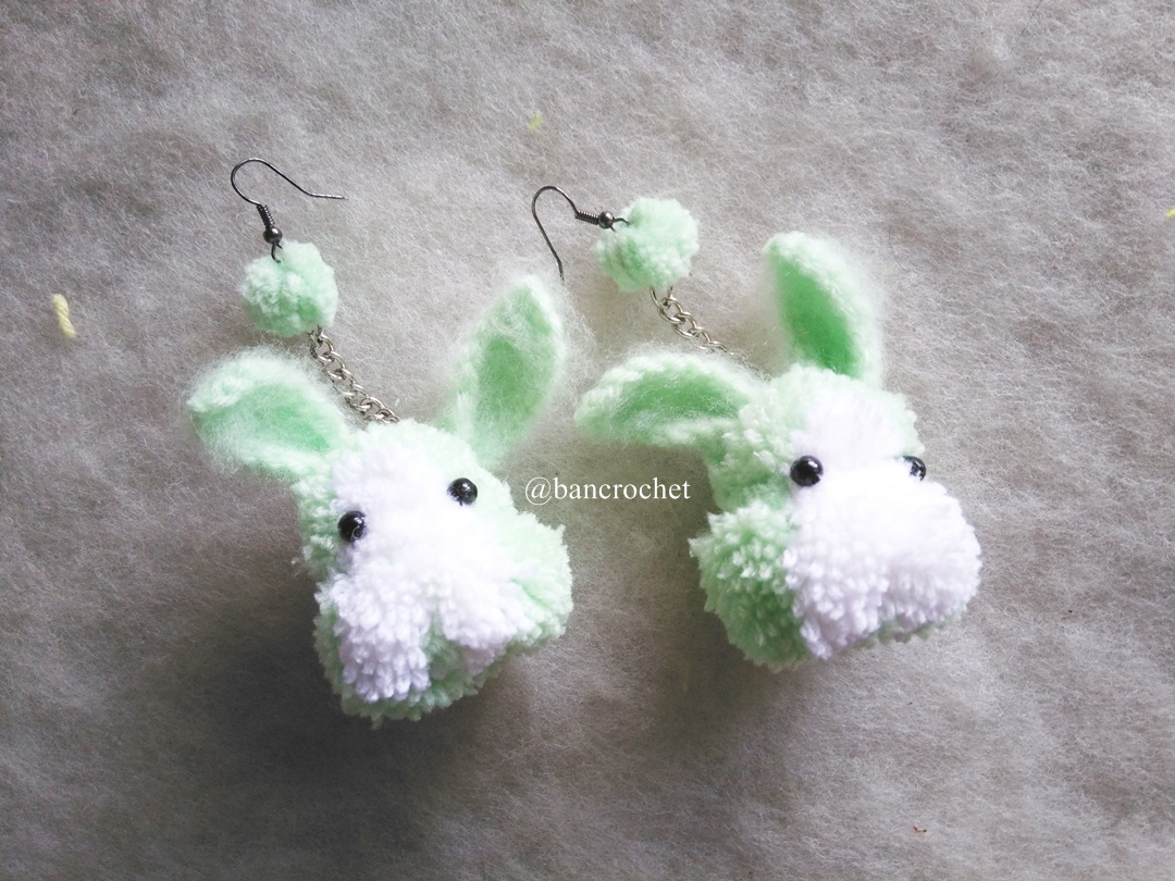ต่างหูถักกระต่ายปอมปอม earrings pompoms หลากสี