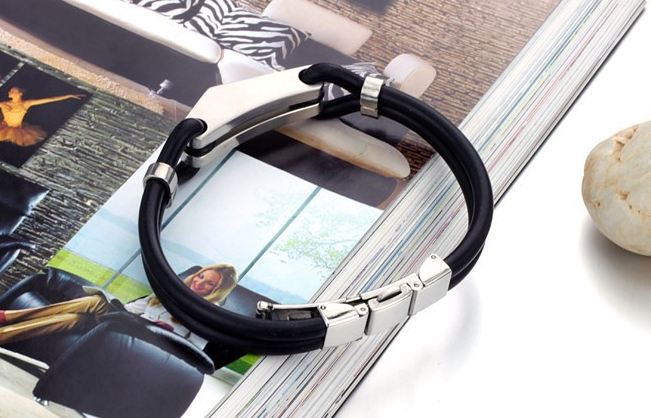 สร้อยข้อมือผู้ชาย กำไลข้อมือผู้ชาย สาย สแตนเลส ผสม silicone แท้สีดำ ดีไซน์ คลาสสิค ของขวัญ สุดหรู no 240291