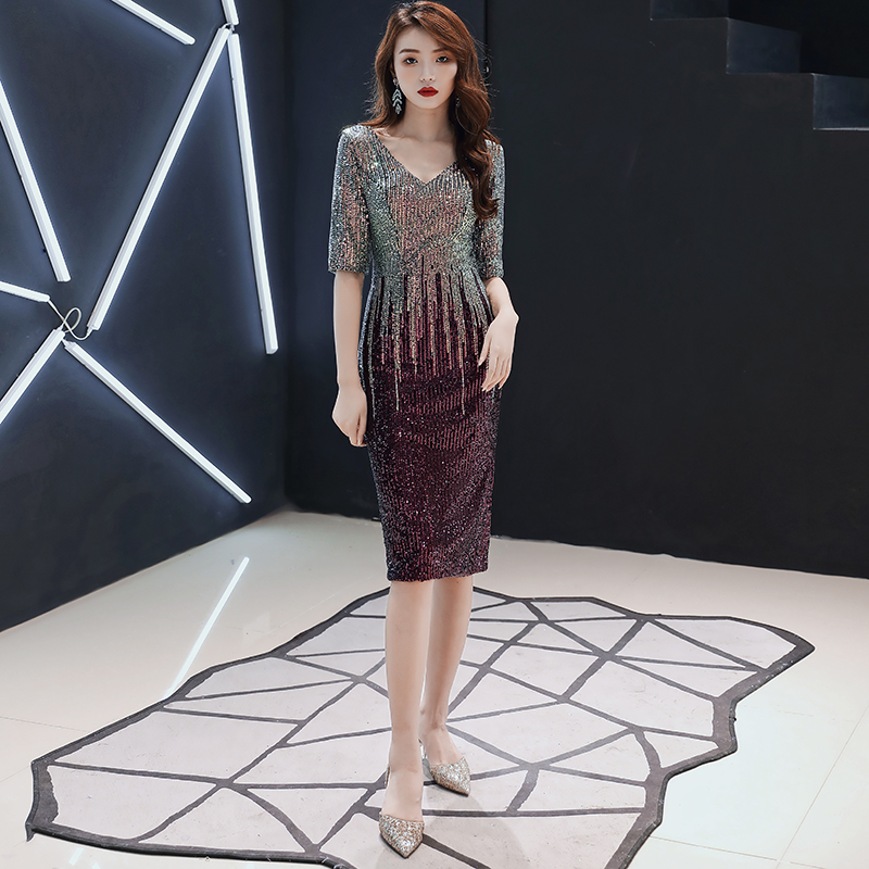 ชุดราตรี ชุดราตรีสวยหรู แบบ ทันสมัย Evening dress