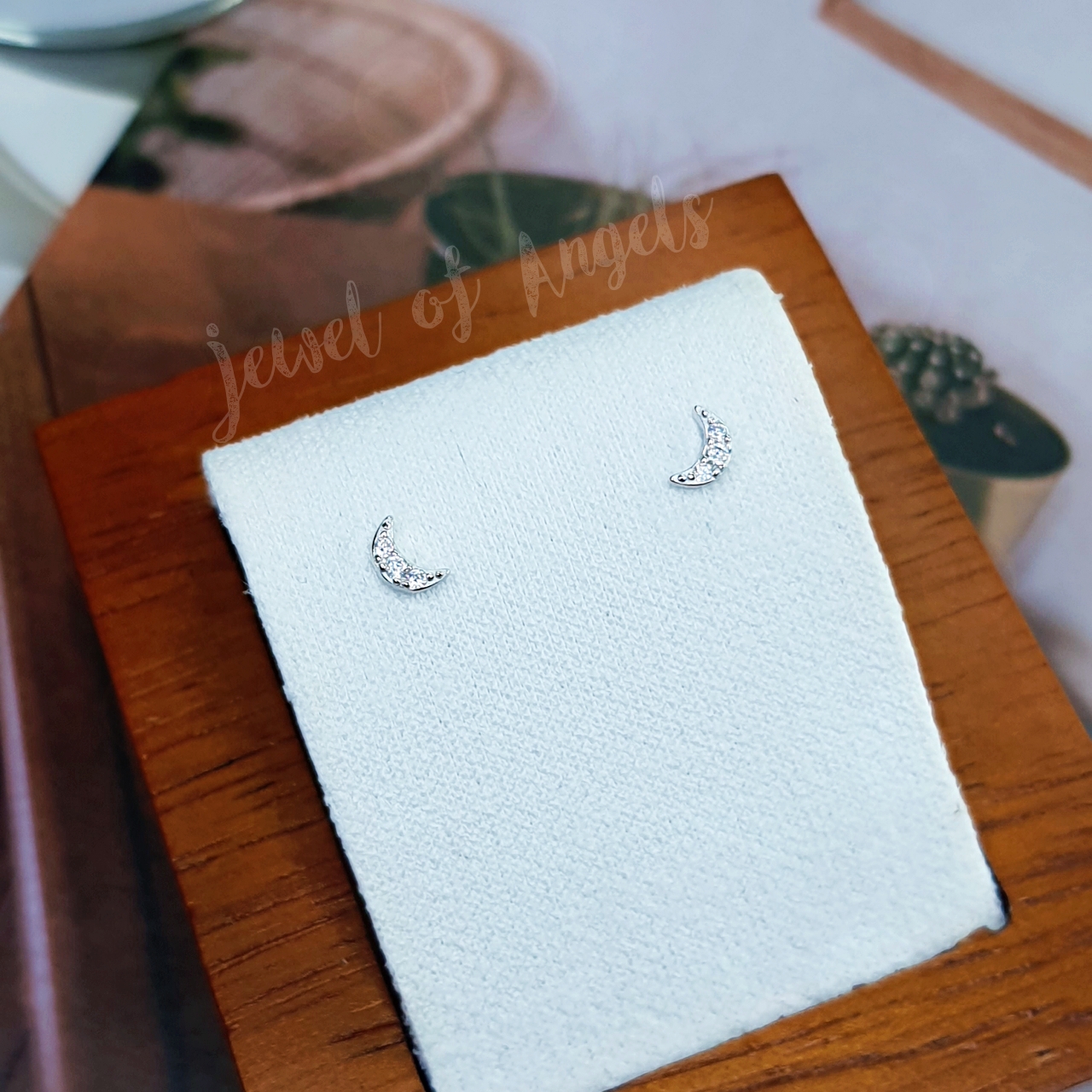 ต่างหูเงินแท้ S925 รุ่น Crescent พระจันทร์ เพชรCZ สีเงิน เงินแท้ทั้งชิ้น Silver925 ต่างหูน่ารัก ต่างหูผู้หญิง ตุ้มหูเงินแฟชั่น