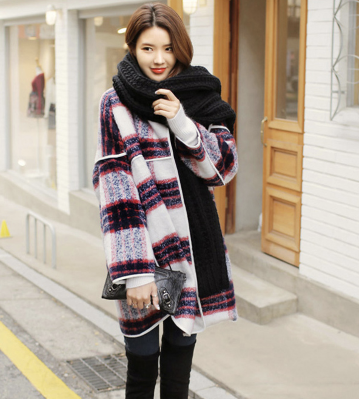 ผ้าพันคอ ไหมพรม เกาหลี สีดำ ลายถักใหญ่ มิกกับชุดไหนก็สวย พร้อมส่ง ดำ