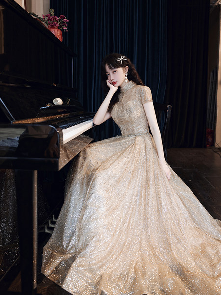 ชุดราตรี ชุดราตรีสวยหรู แบบ ทันสมัย Evening dress
