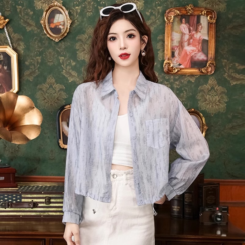 เสื้อเชิ้ตผู้หญิงใส่ทํางาน 390 บาทต่อชิ้น ฟรีค่าจัดส่ง