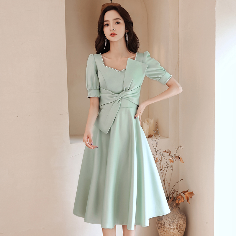 ชุดราตรี ชุดราตรีสวยหรู แบบ ทันสมัย Evening dress