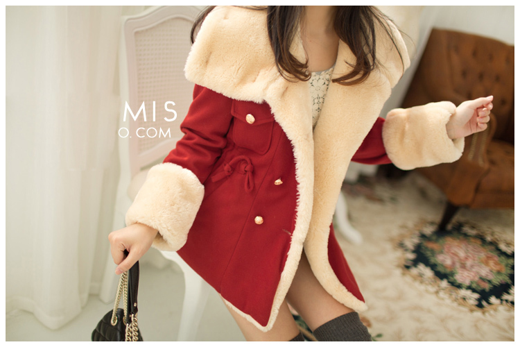 เสื้อโค้ทกันหนาว ทรงน่ารัก ด้านในบุผ้าขนแมวนุ่นลื่น ด้านนอกเป้นผ้าสำลีผสมกำมะหยี่ น่ารักค่าา สีกรมท่า,กากี กดเลือกด้านล่างได้เลยค่า