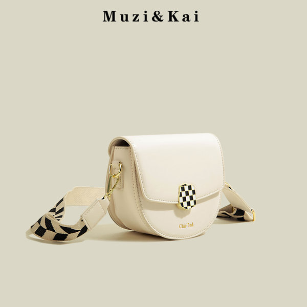 กระเป๋าสะพายข้างผู้หญิง กระเป๋าสะพายสไตล์เกาหลี By Muzi&Kai