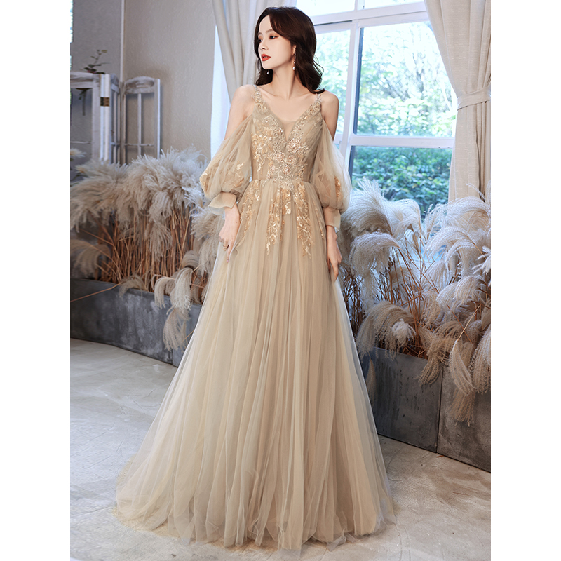 ชุดราตรี ชุดราตรีสวยหรู แบบ ทันสมัย Evening dress