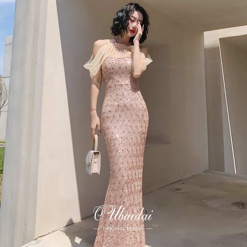 ชุดราตรี ชุดราตรีสวยหรู แบบ ทันสมัย Evening dress