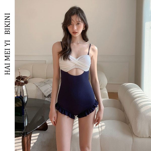 ชุดว่ายน้ำผู้หญิง ชุดว่ายน้ำน่ารัก Bikini ชุดไปทะเล